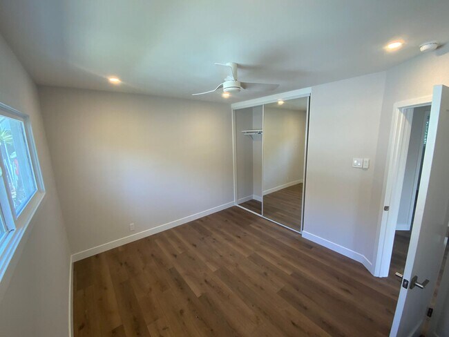 Building Photo - Adorable fully remodeled home on Ruhland with large yard