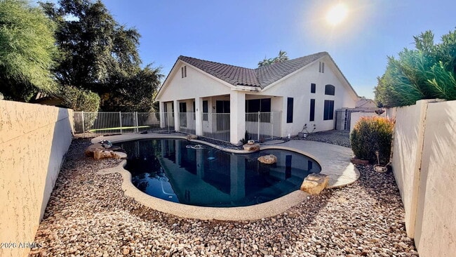 Building Photo - 1543 S Sean Ct