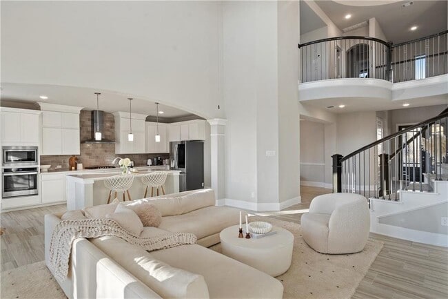 Building Photo - 2610 Sunset Vista Cir
