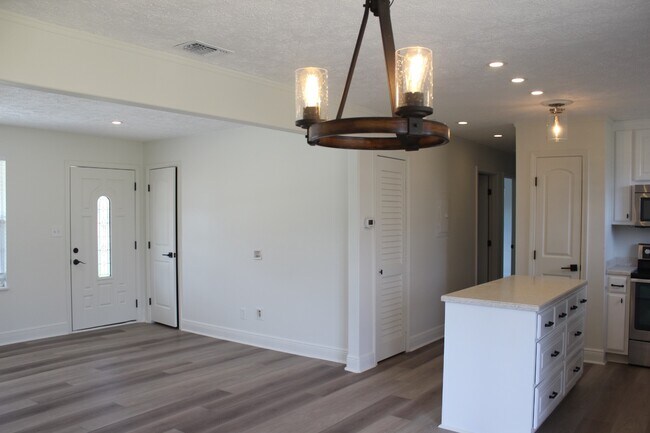 Building Photo - 1809 Georgia Ct