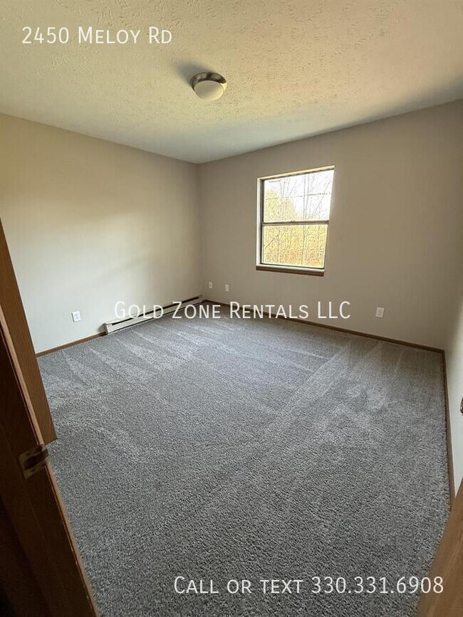 Building Photo - 2450 Meloy Rd