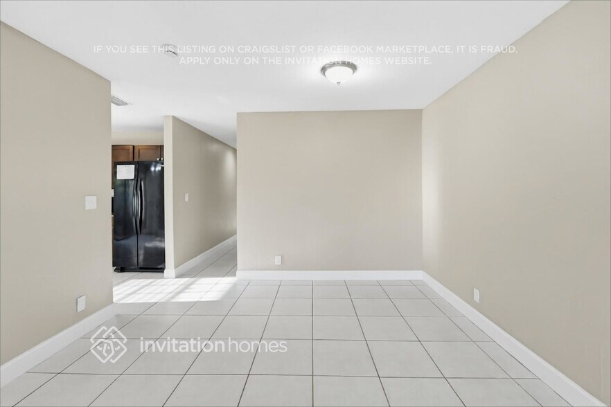 Building Photo - 12162 NW 23rd Manor