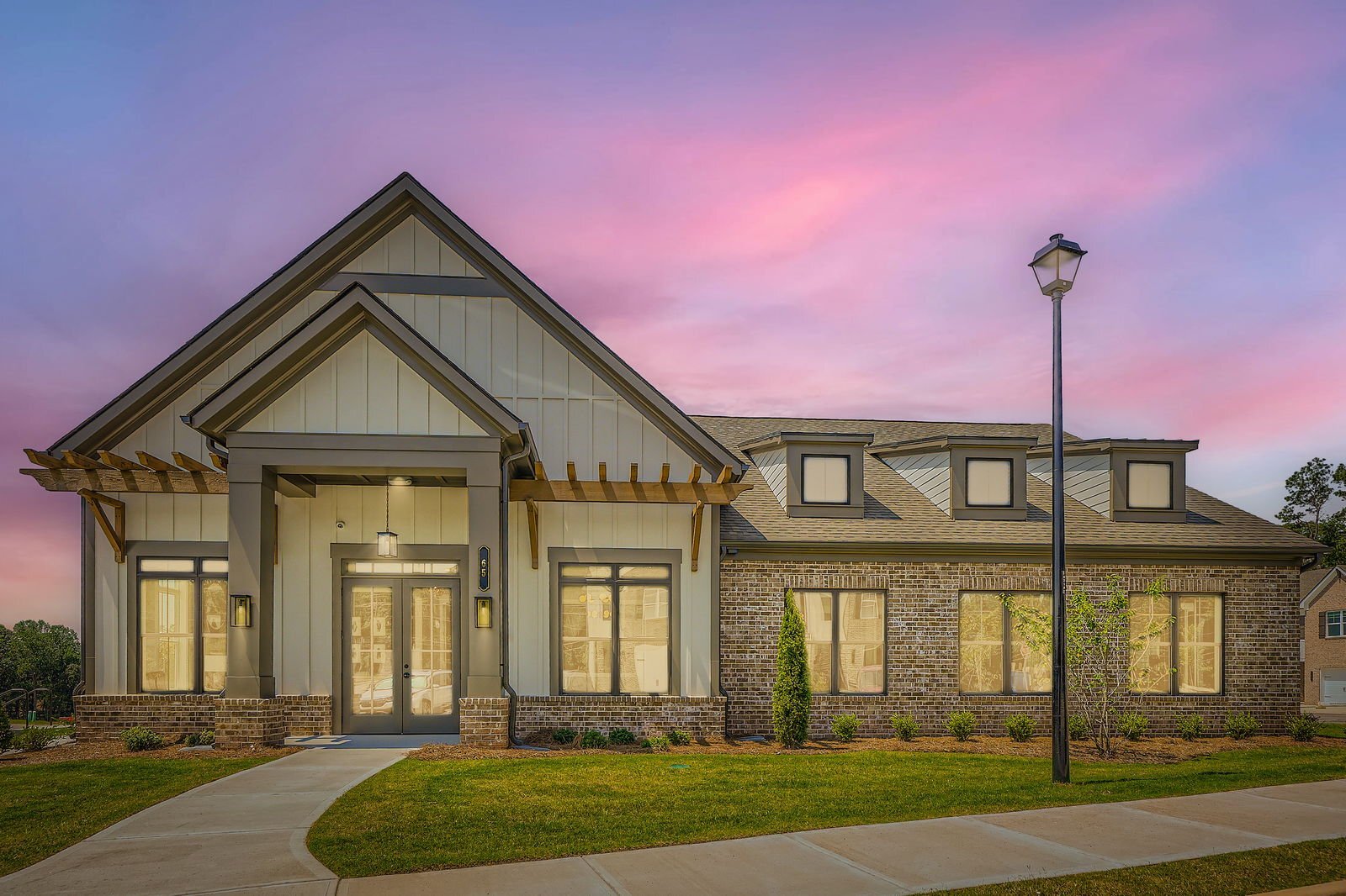 Building Photo - 156 PYRUS Ln