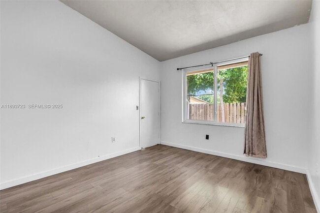 Building Photo - 6713 NW 188th Terrace