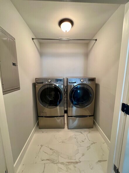 Laundry Room - 530 Paragon Mills Rd