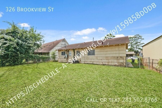 Building Photo - 326 Brookview St