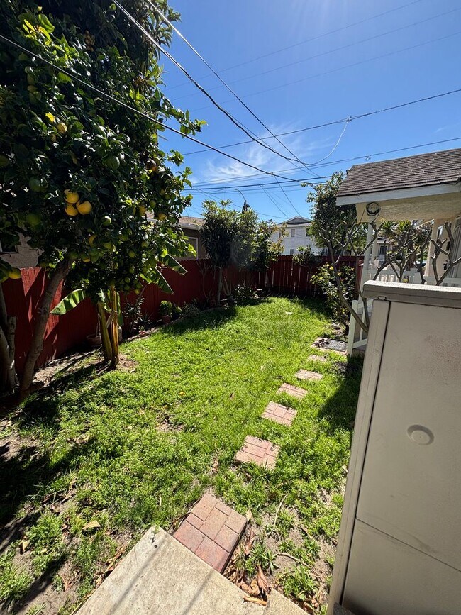 Building Photo - Bright & Spacious 2-Bedroom Home with Private Patio in San Pedro