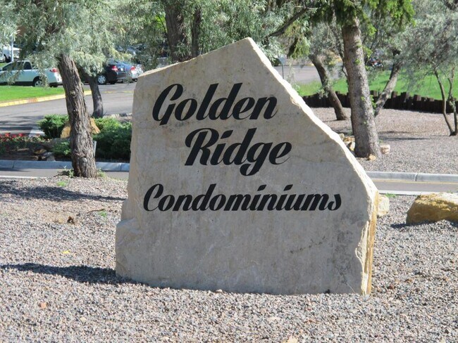 Building Photo - 1250 Golden Cir