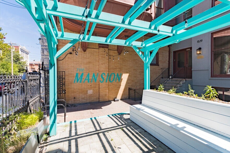 Building Photo - 1519-21 N 16TH ST Unit 3102