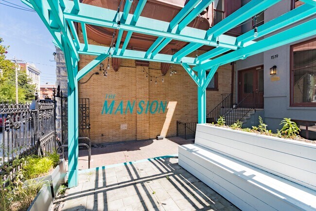 Building Photo - 1519 N 16th St