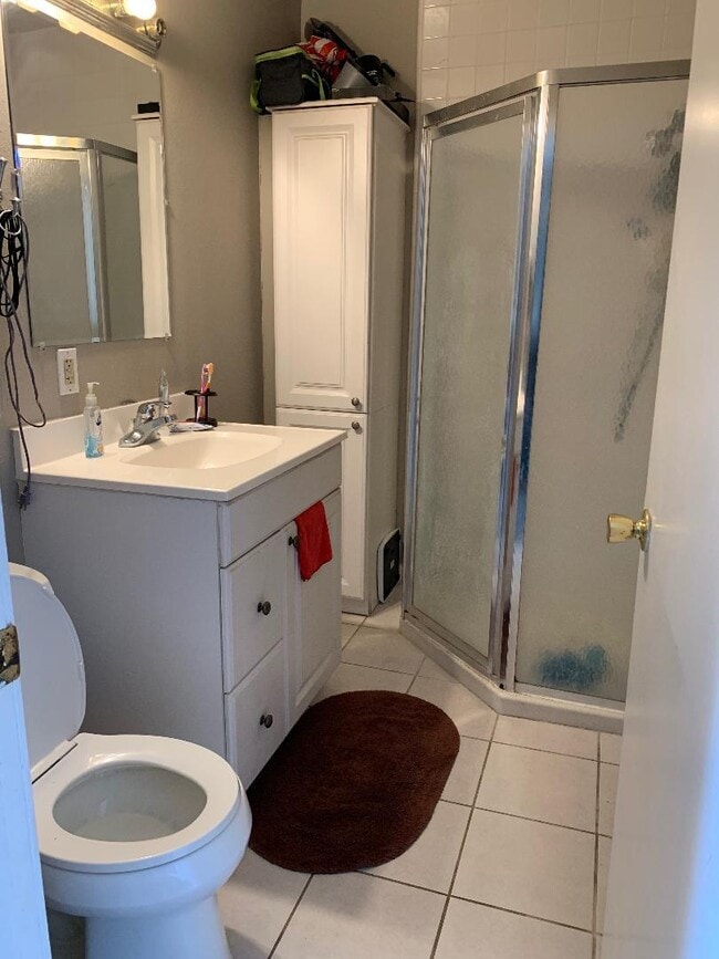 Building Photo - 738 N 14th St