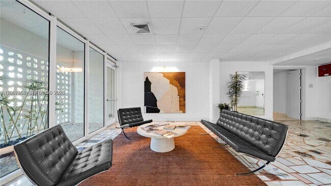 Building Photo - 2150 Sans Souci Blvd