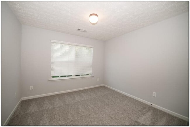 Building Photo - 3832 Roxberry Hill Ln NE