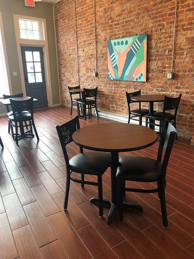 Building Photo - 25514 E Main St