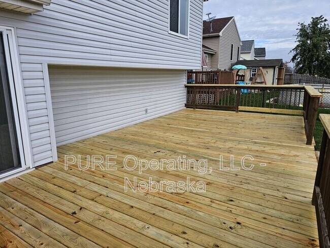 Building Photo - 6215 N 128th St