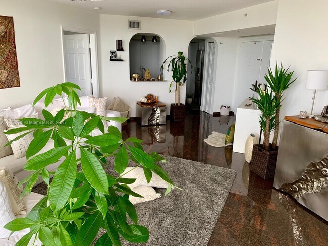 Building Photo - 6301 Collins Ave