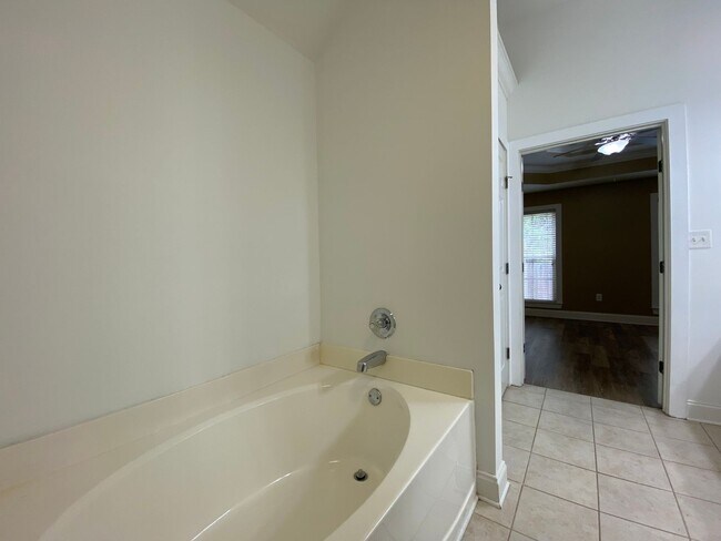 Building Photo - Home for rent in Hoover!!! View with 48 Hours Notice!