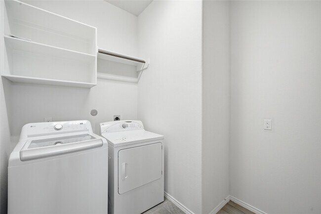 Building Photo - 20427 Noble Arabian Dr