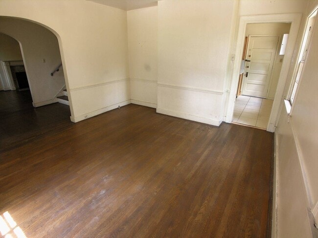 Dining Room - Schenley Arms (Historic)