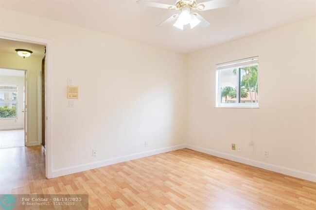 Building Photo - 1561 NW 101st Ave