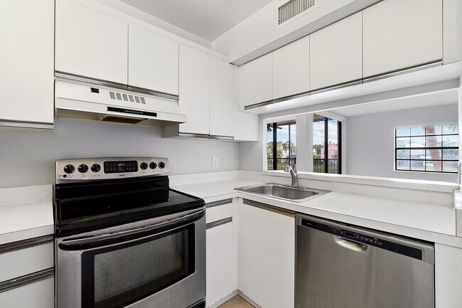 Building Photo - 10730 NW 14th St