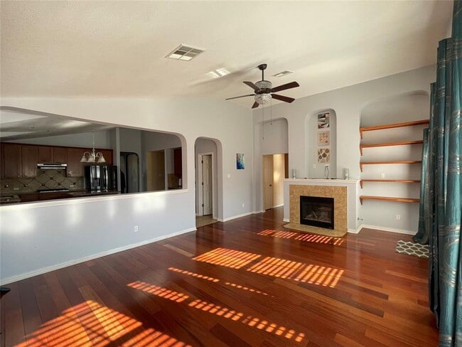 Building Photo - 15529 Staked Plains Loop