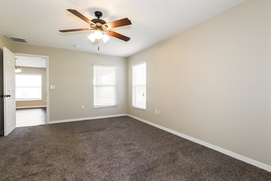 Building Photo - 3051 Sire Trail