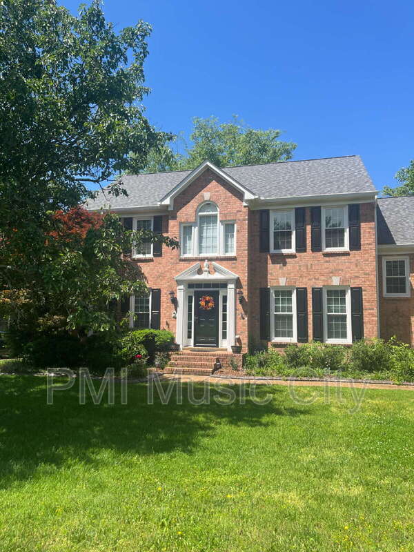 Primary Photo - 333 Springhouse Cir