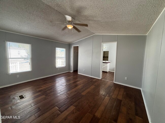 Building Photo - 850 Talbot Ave