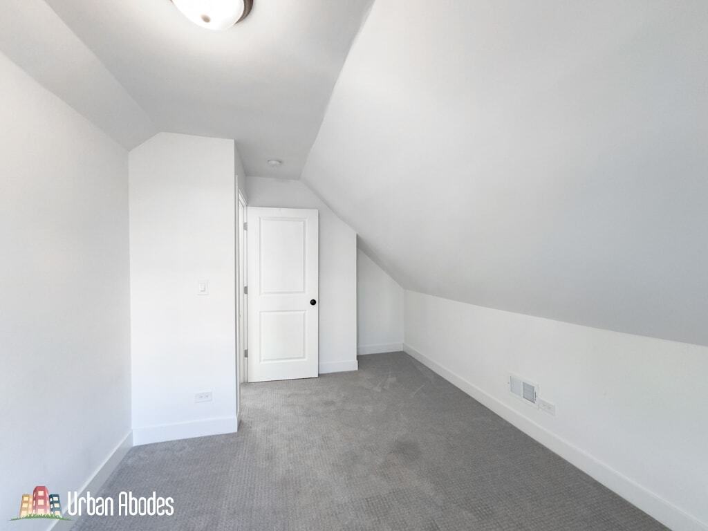 Building Photo - 2129 N Bingham St