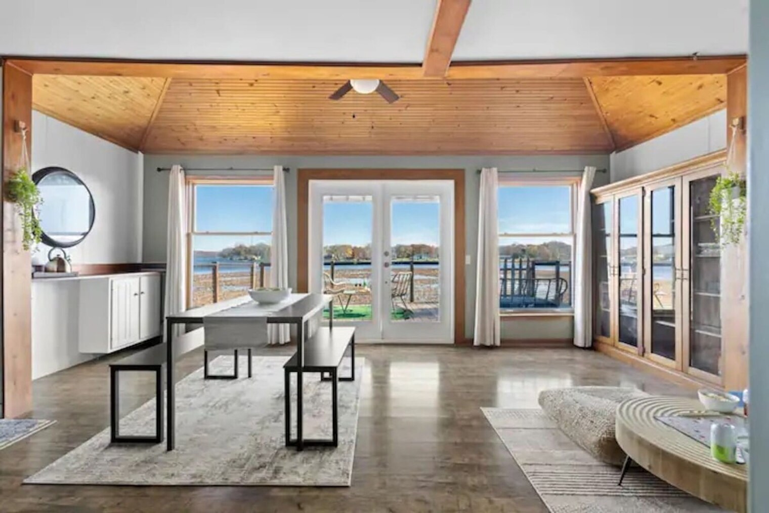 Building Photo - 532 Garfield St