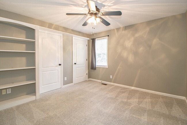 Building Photo - 2575 Village Ct