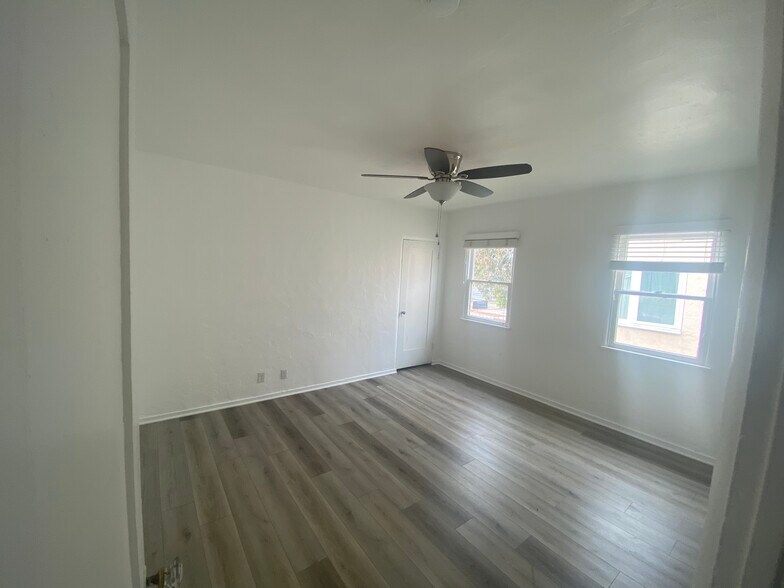 2nd bed room - 2702 W 43rd Pl