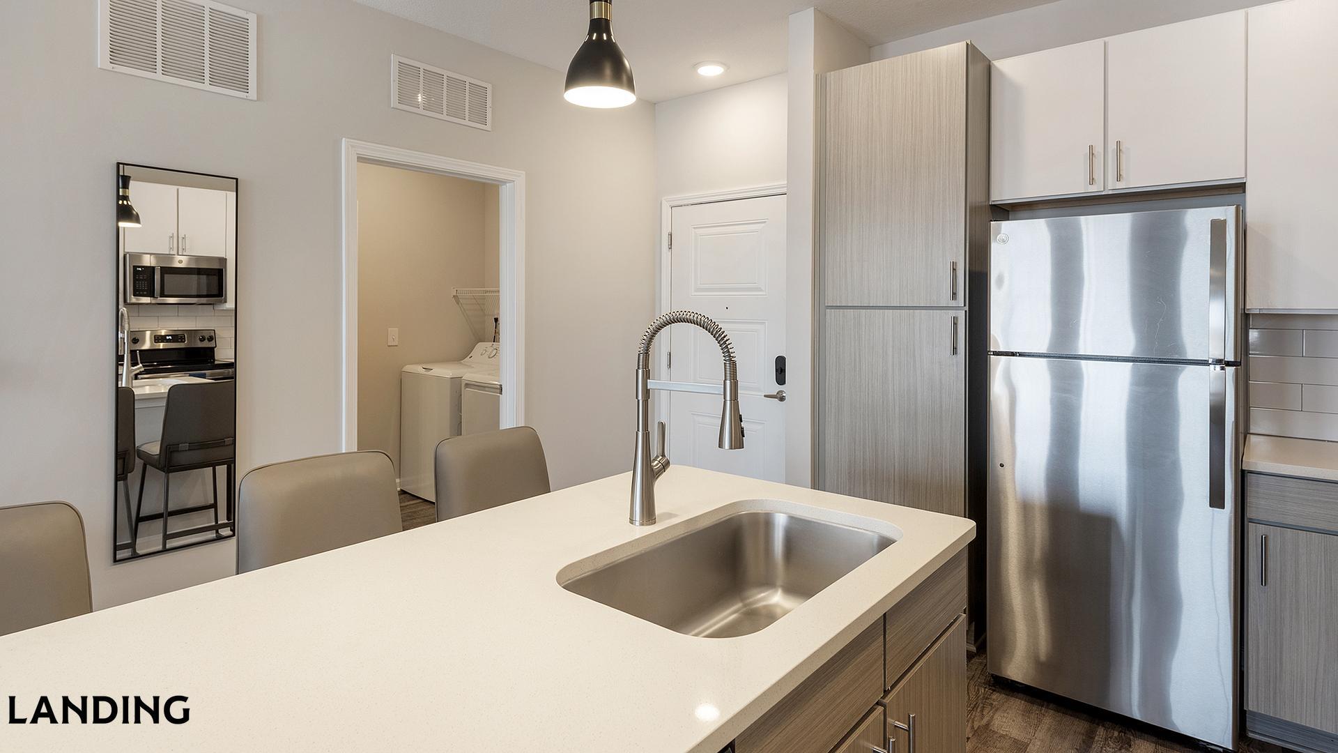 Building Photo - 5340 Periwinkle Hl Ave