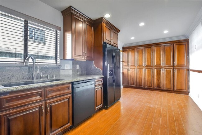 Building Photo - 20224 Sherman Way