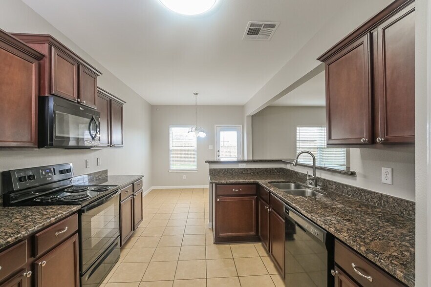 Building Photo - 9423 Amber Sky Ln