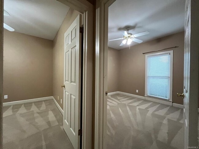 Building Photo - 8839 Sturbridge Dr