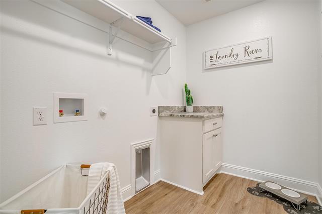Building Photo - 6618 Ellesmere Dr