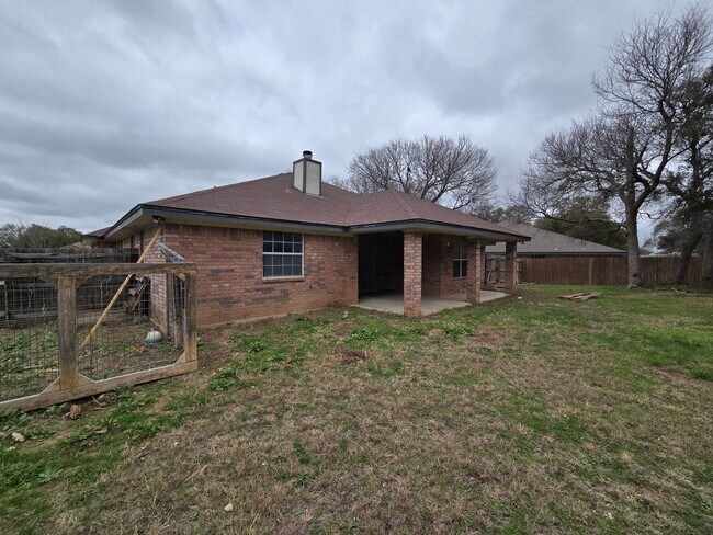 Building Photo - 5609 Hunters Ridge Trail