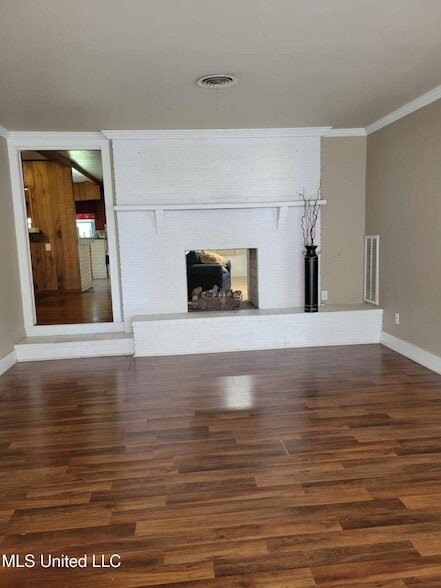 Building Photo - 5809 Washington Ave