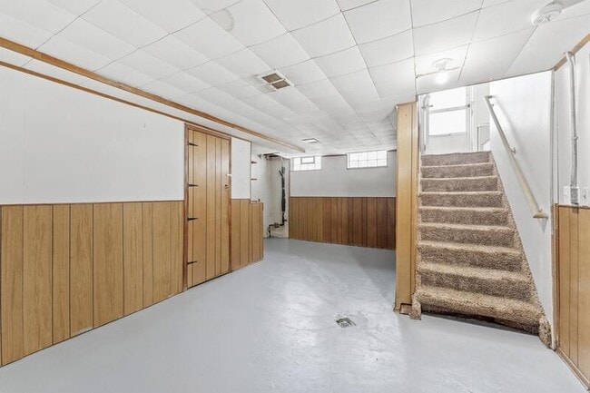 Building Photo - 7805 Hipp St