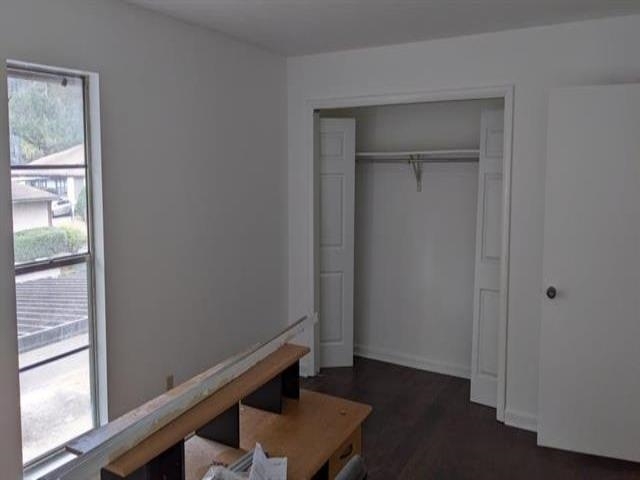 Building Photo - 403 Westwood Dr