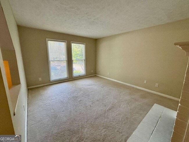 Building Photo - 666 Stratford Green Way