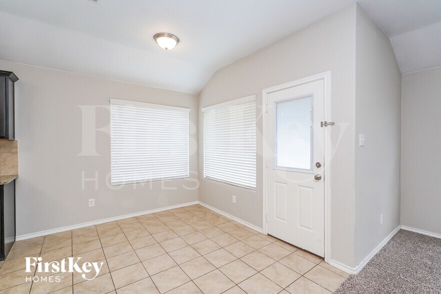 Building Photo - 303 Preakness Ln