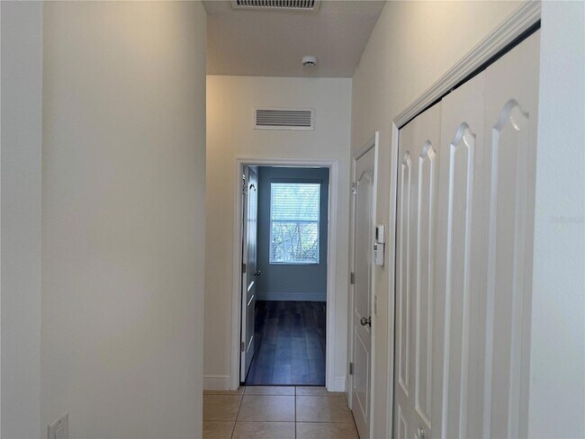 Building Photo - 11765 Forest Park Cir