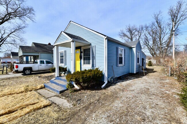 Building Photo - 3910 E 34th St