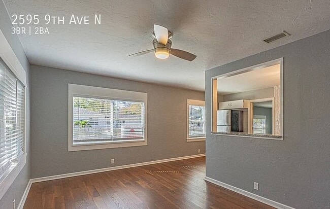Building Photo - Stunningly Remodeled 3-Bedroom Home on a C...