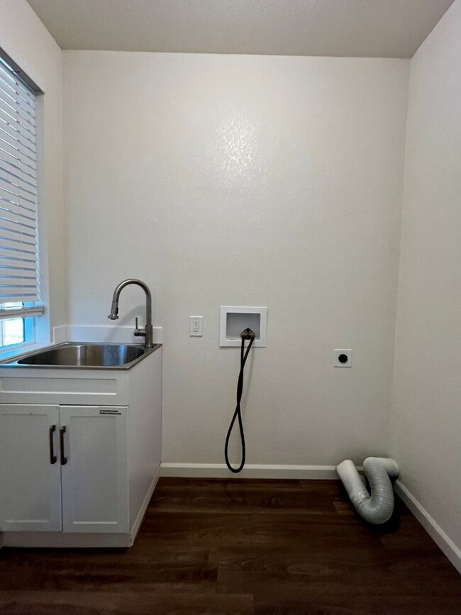 Building Photo - Non-Refundable & Security Deposit Total: $...