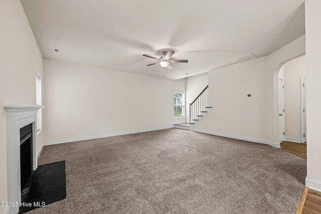 Building Photo - 135 Permeta Dr