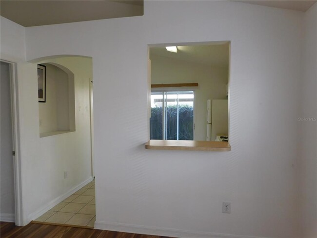 Building Photo - 6047 White Sails Dr
